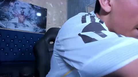 Elan Giralon online show from 19, 4, 2026