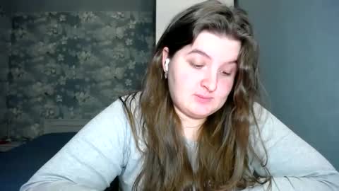 Elanis online show from 6, 1, 2025