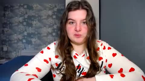 Elanis online show from 8, 3, 2025