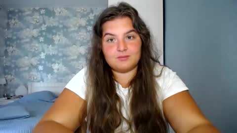 Elanis online show from 10, 9, 2025