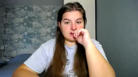 Elanis online show from 16, 10, 2025