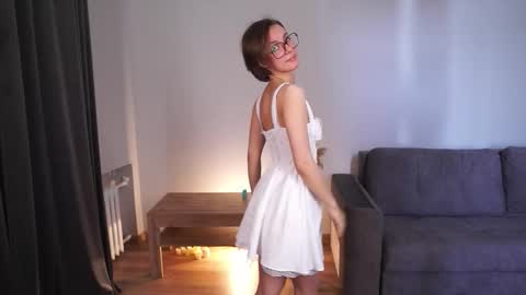 ELA 3 online show from 13, 9, 2025