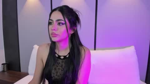 elara_bloom_ online show from 11, 6, 2026