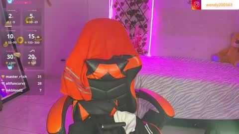 lara online show from 12, 3, 2026