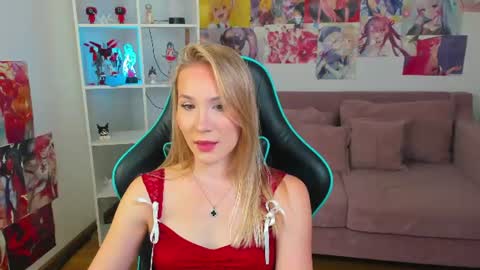Snapshot of elaravoltage chatting on 31, 7, 2026 elaravoltage online show from 31, 7, 2026