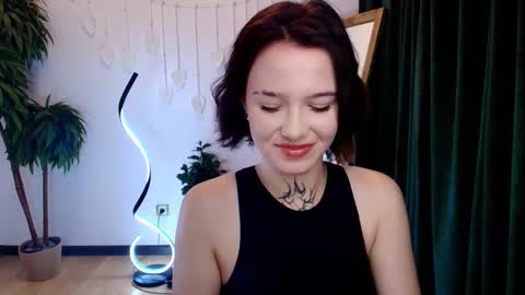 elastikiss online show from 16, 10, 2025