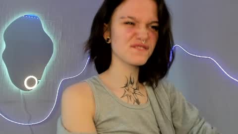 elastikiss online show from 8, 3, 2026