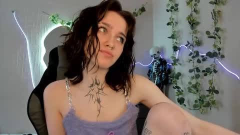 elastikiss online show from 23, 4, 2026