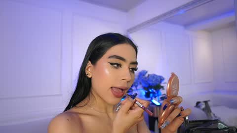 Snapshot of elasummeer chatting on 4, 2, 2025 Elasummeer online show from 4, 2, 2025