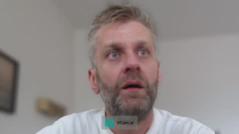 Snapshot of elculiador2207 chatting on 21, 9, 2025 Timm online show from 21, 9, 2025