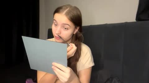 Kelly online show from 4, 3, 2026