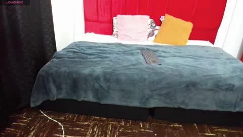 Snapshot of electra__moon chatting on 4, 11, 2025 electra__moon online show from 4, 11, 2025