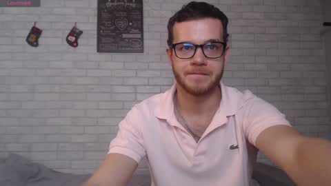 Snapshot of electric_smile chatting on 31, 12, 2024 Alex online show from 31, 12, 2024