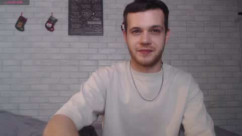 Snapshot of electric_smile chatting on 2, 1, 2025 Alex online show from 2, 1, 2025