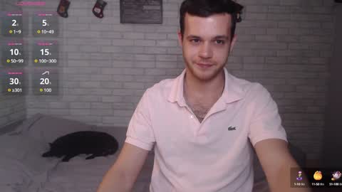 Snapshot of electric_smile chatting on 10, 1, 2025 Alex online show from 10, 1, 2025