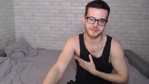 Snapshot of electric_smile chatting on 28, 2, 2025 Alex online show from 28, 2, 2025