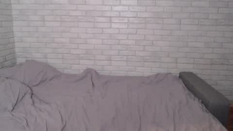 Snapshot of electric_smile chatting on 2, 3, 2025 Alex online show from 2, 3, 2025