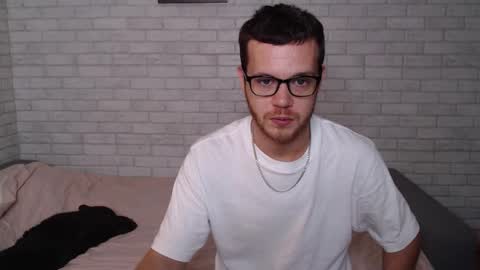 Snapshot of electric_smile chatting on 22, 9, 2025 Alex online show from 22, 9, 2025