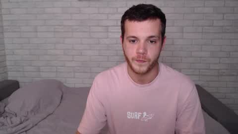 Snapshot of electric_smile chatting on 28, 9, 2025 Alex online show from 28, 9, 2025