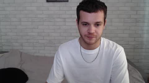 Snapshot of electric_smile chatting on 9, 10, 2025 Alex online show from 9, 10, 2025