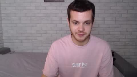 Snapshot of electric_smile chatting on 10, 10, 2025 Alex online show from 10, 10, 2025