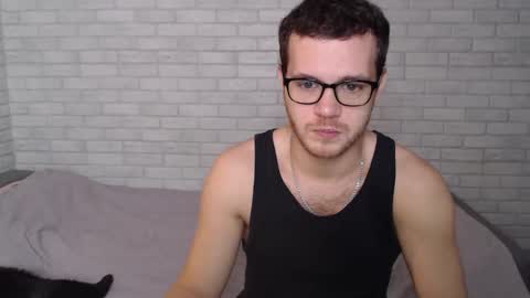 Snapshot of electric_smile chatting on 11, 10, 2025 Alex online show from 11, 10, 2025