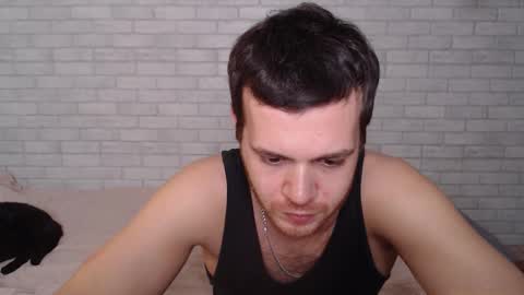 Snapshot of electric_smile chatting on 21, 10, 2025 Alex online show from 21, 10, 2025