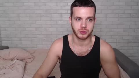 Snapshot of electric_smile chatting on 1, 11, 2025 Alex online show from 1, 11, 2025