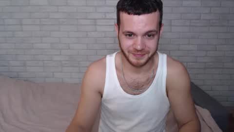 Snapshot of electric_smile chatting on 6, 11, 2025 Alex online show from 6, 11, 2025