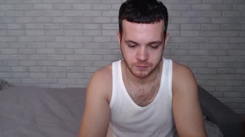 Snapshot of electric_smile chatting on 10, 11, 2025 Alex online show from 10, 11, 2025