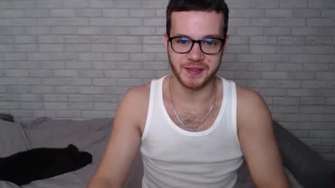 Snapshot of electric_smile chatting on 22, 11, 2025 Alex online show from 22, 11, 2025