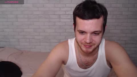 Snapshot of electric_smile chatting on 18, 12, 2025 Alex online show from 18, 12, 2025