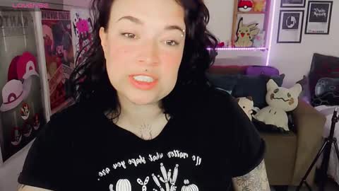 Snapshot of electricsapphire chatting on 21, 10, 2025 Alejandra online show from 21, 10, 2025