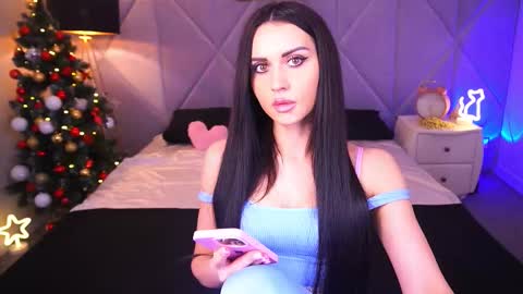 elegant_mysterious online show from 15, 12, 2025