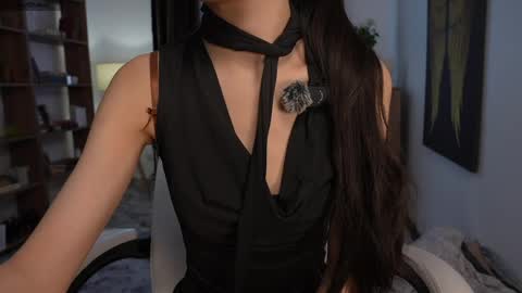 Snapshot of elegant_vibes chatting on 6, 6, 2026 Jess online show from 6, 6, 2026