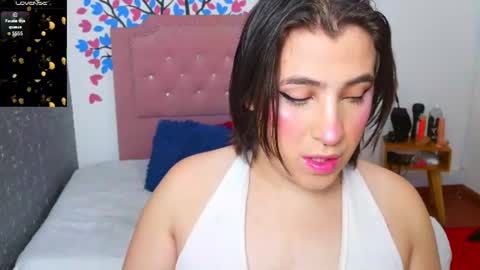 Snapshot of elektra_doll chatting on 18, 6, 2026 elektra_doll online show from 18, 6, 2026