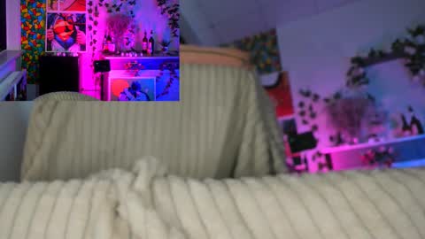 Snapshot of elektranoe chatting on 15, 2, 2025 love 3d online show from 15, 2, 2025