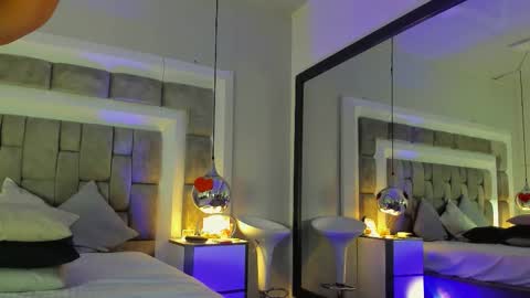 Snapshot of elena_watsonn chatting on 7, 3, 2026 Elena Watsonn online show from 7, 3, 2026