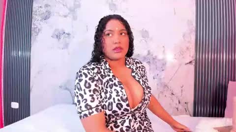 elena_wolff online show from 18, 11, 2025