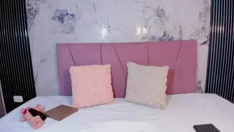 elena_wolff online show from 25, 7, 2026