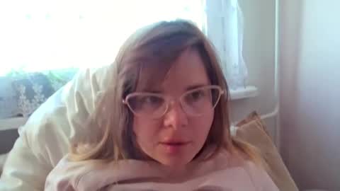 Snapshot of elenaflirt chatting on 27, 11, 2025 Elena online show from 27, 11, 2025