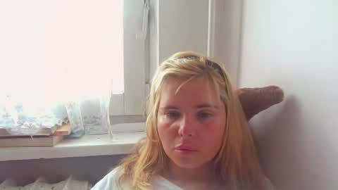 Elena online show from 15, 6, 2026