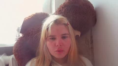 Elena online show from 19, 6, 2026