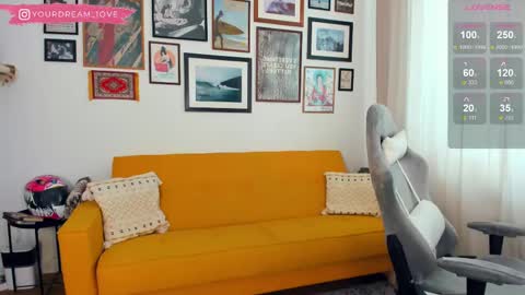 Snapshot of elenalooove chatting on 18, 2, 2025 Elena insta yourdream 1ove online show from 18, 2, 2025