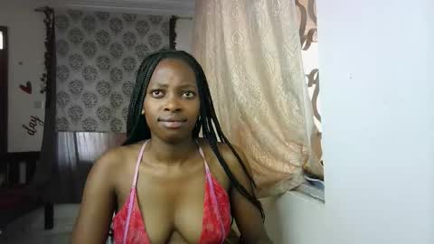 Snapshot of eleniedoll chatting on 6, 3, 2026 eleniedoll online show from 6, 3, 2026