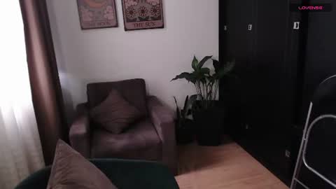 Elenna online show from 29, 7, 2026