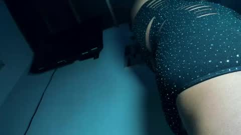 eli clark online show from 24, 4, 2026