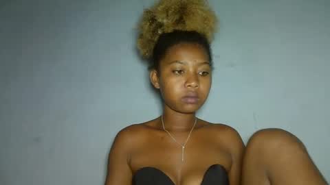 elia011 online show from 11, 1, 2025