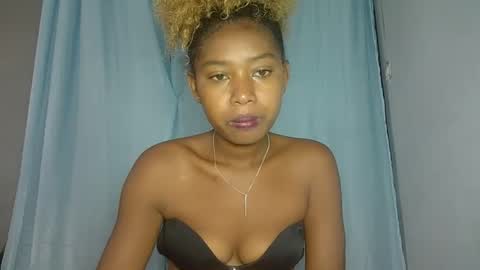 elia011 online show from 15, 1, 2025