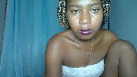 elia011 online show from 18, 1, 2025